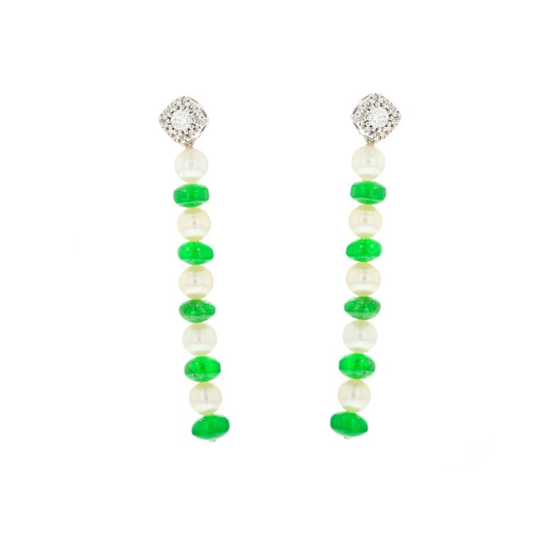 Acheter Boucles d'oreilles ISABELLE LANGLOIS diamants 0.38 carat, pierres fines et perles or blanc 7g Comme neuf - 1500,00 € Boucles d'oreilles ISABELLE LANGLOIS diamants 0.38 carat, pierres fines et perles or blanc 7g Comme neuf - reconditionné disponible sur Gemme Les Bijoux